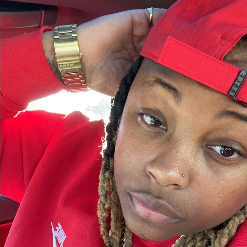 Meet your Posher, Jasmine